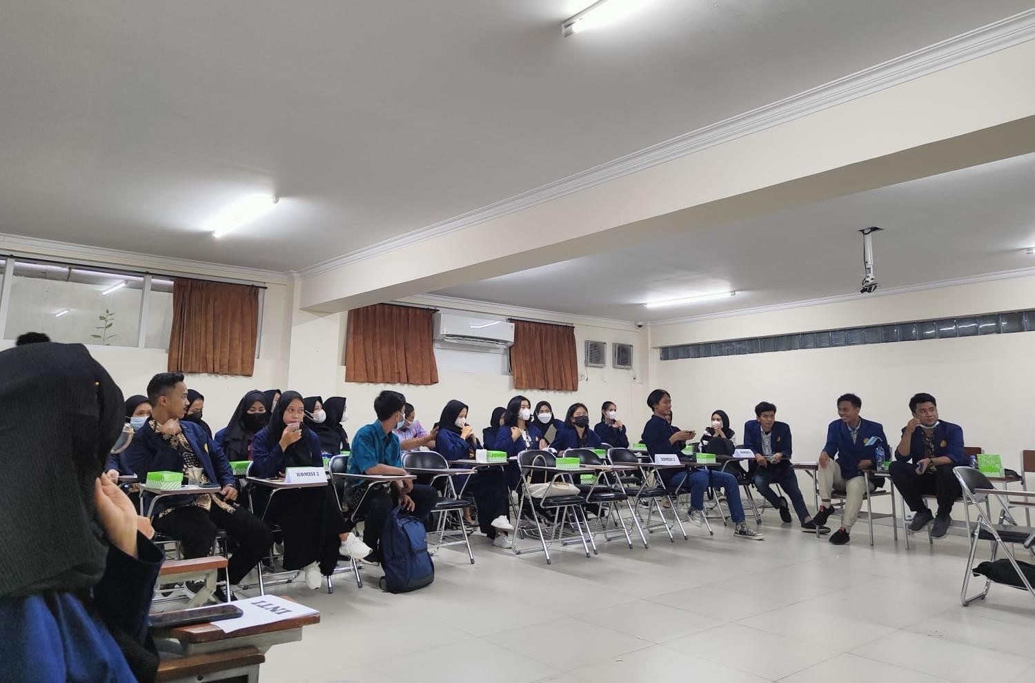 Working Deliberation of the Student Representative Council of Family Student University of PGRI Yogyakarta