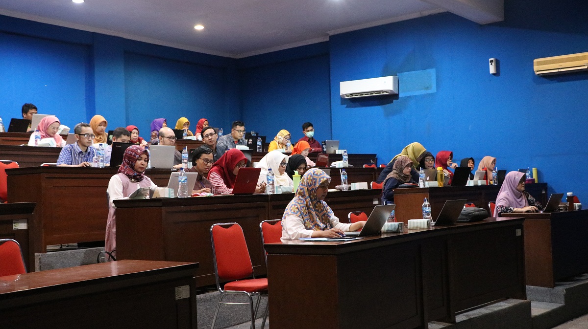 TIM AKSELERASI JURNAL INTERNASIONAL BEREPUTASI (AJIB) BERSAMA PUSAT PUBLIKASI LPPM UPY MENYELENGGARAKAN WORKSHOP “WORK ANYWHERE WITH MENDELEYâ€Â