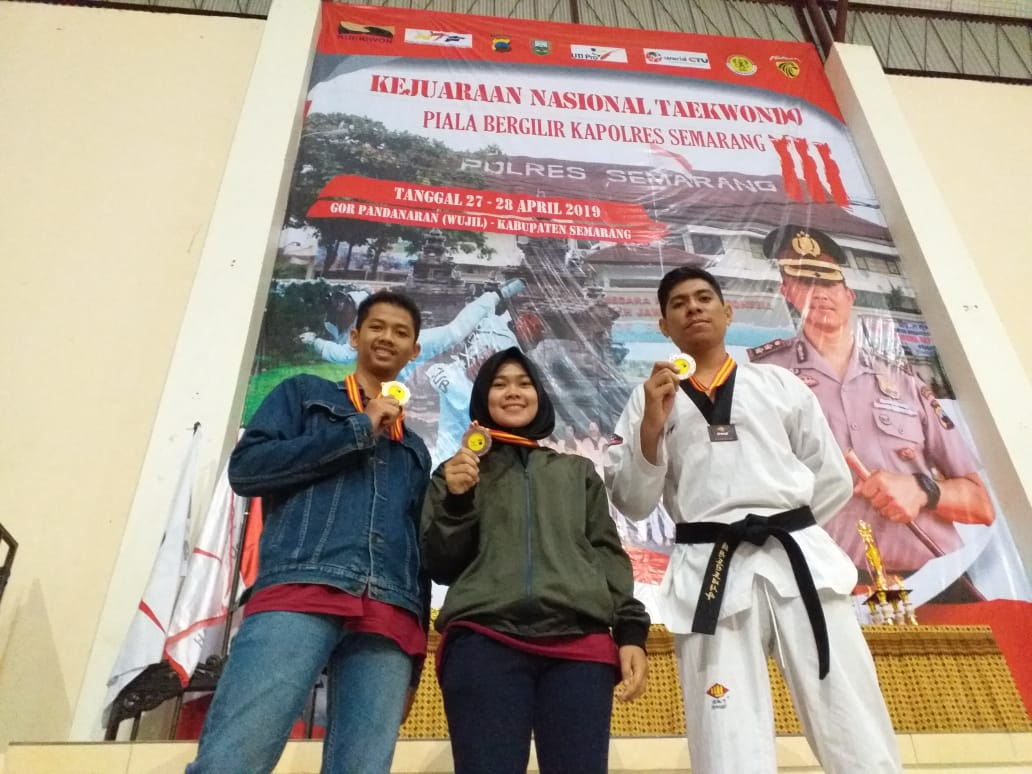 UPY Taekwondo Team Raih 3 Medali di Kejurnas Taekwondo Piala Bergilir Kapolres Semarang
