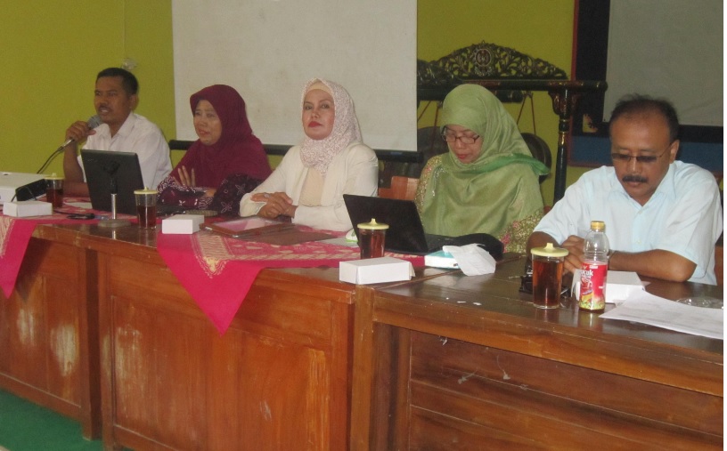 DOSEN PASCASARJANA MELAKSANAKAN PENGABDIAN MASYARAKAT DI GUNUNGKIDUL, BANTUL DAN KULON PROGO