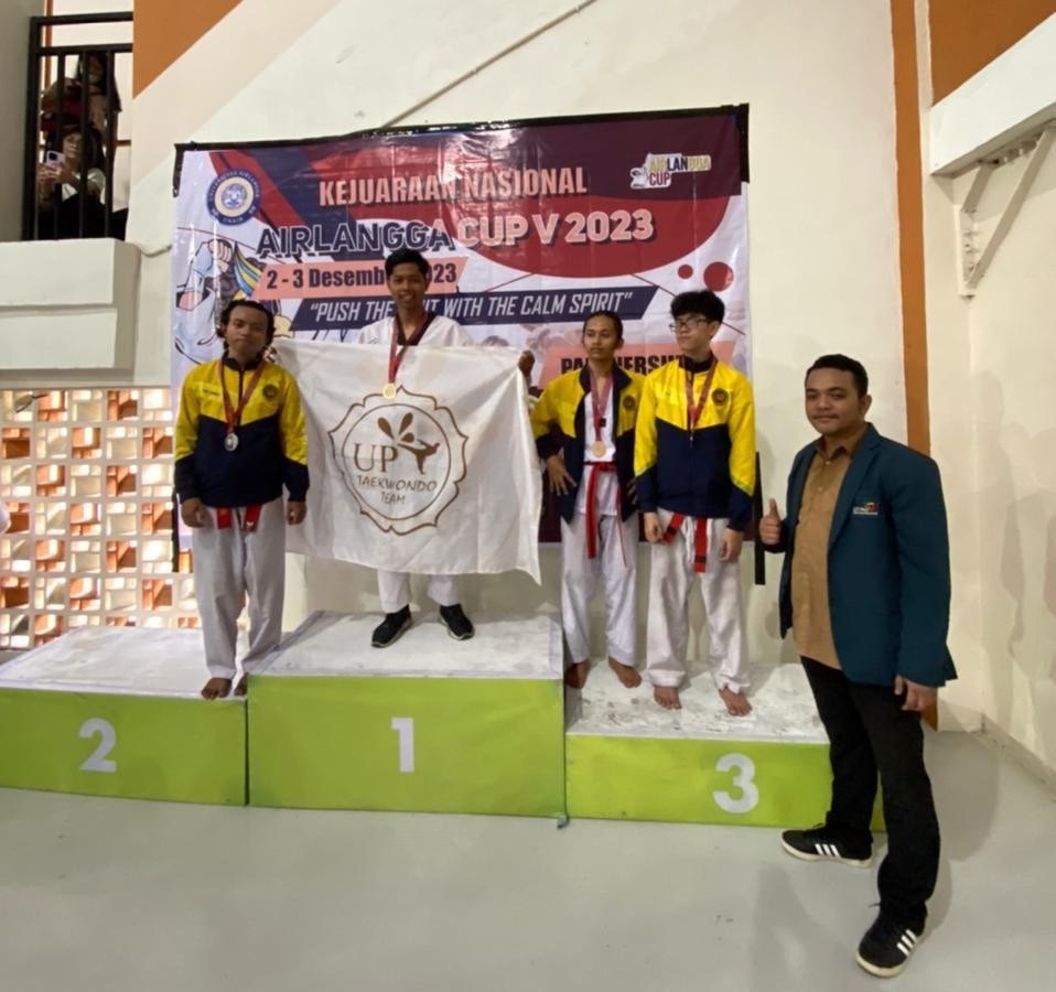 UPY Taekwondo UKM Successfully Won Gold in Airlangga Cup V 2023