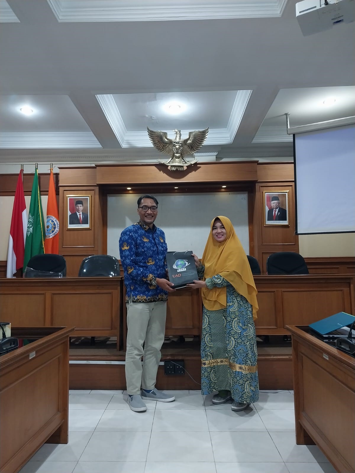 COMPARATIVE STUDY OF PGRI YOGYAKARTA UNIVERSITY KUI TO AHMAD DAHLAN UNIVERSITY KUI