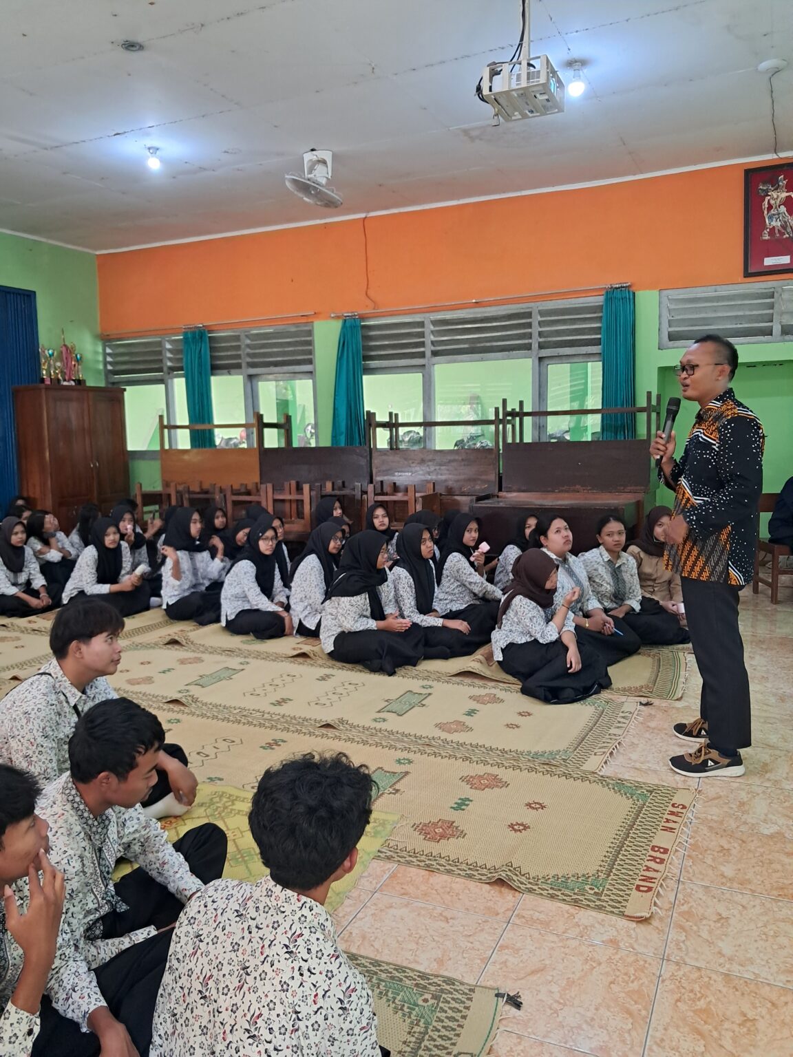Bekali Siswa Menatap Dunia Kampus, Dosen UPY Ajak Generasi Z Bangun Masa Depan Sejak Hari Ini