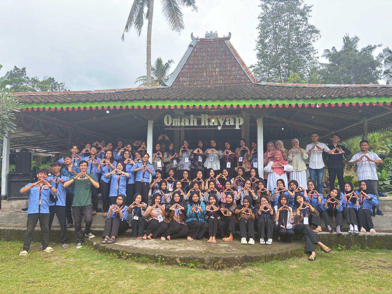 GAIN #7 HMP Akuntansi UPY Pererat Kebersamaan Mahasiswa Baru Lewat Edukasi, Kepemimpinan, dan Kebersamaan