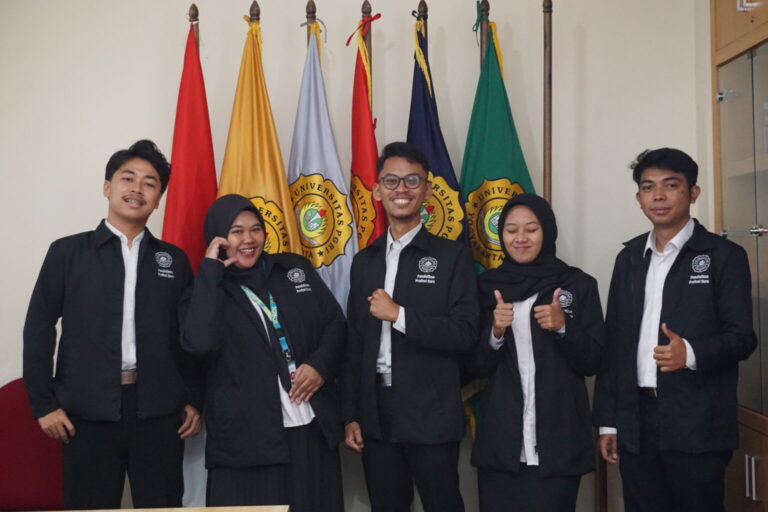Lima Mahasiswa PPG UPY Jalani PPL Mandiri di Sekolah Indonesia Kota Kinabalu Malaysia