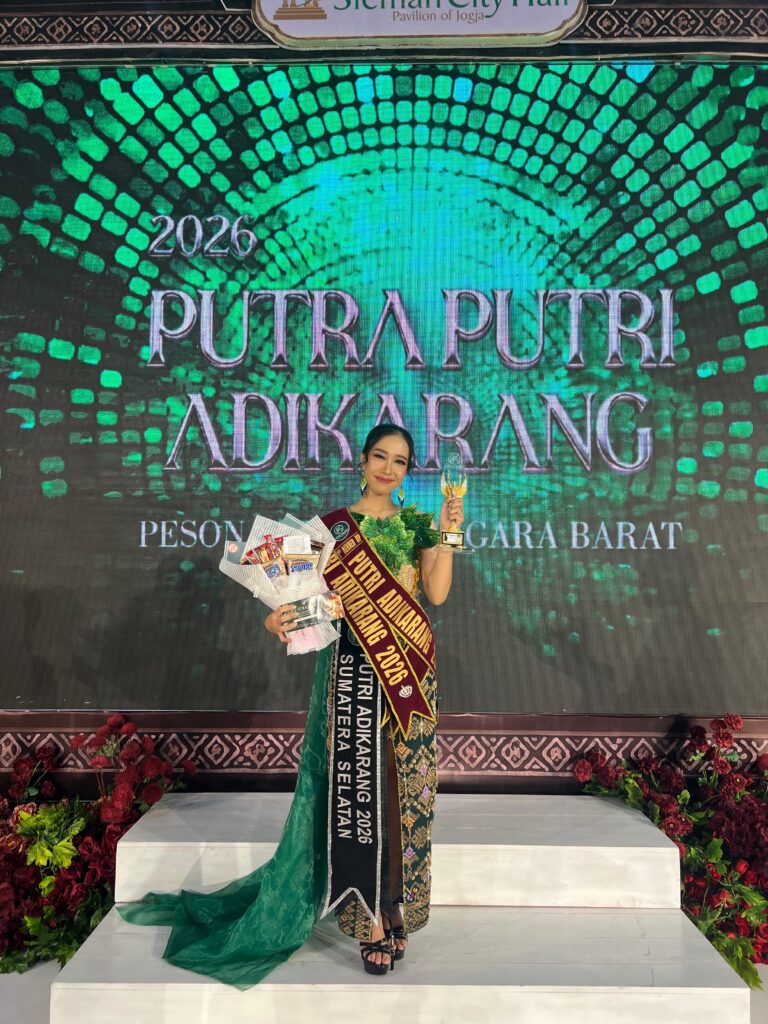 Mahasiswa Manajemen UPY Raih Runner-Up 1 dan Putri Persahabatan di Putra Putri Adikarang 2026